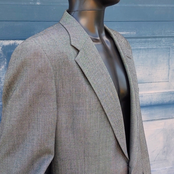 Burberry® Men's Pure Wool Snake Eye pure Wool Fabric Blazer - Picture 10 of 16